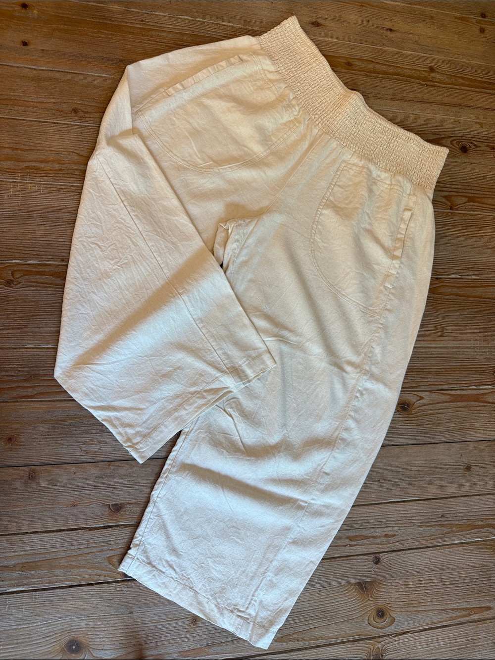 Pilcro Reese Barrel Smocked Pull-On Barrel 
Linen